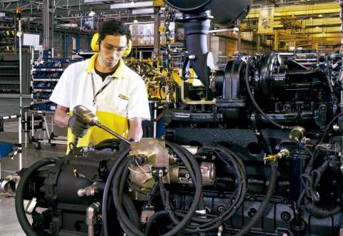 Indústria apresenta queda generalizada em maio