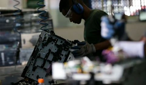 Estudo do Ipea aponta população ocupada nos maiores níveis em uma década