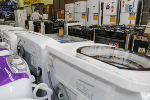 Piora no crédito reduz intenção de consumo das famílias