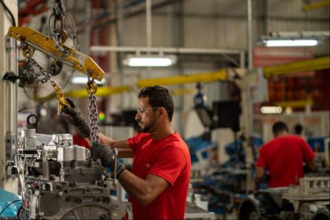 Índice de confiança do empresário industrial recua em dezembro