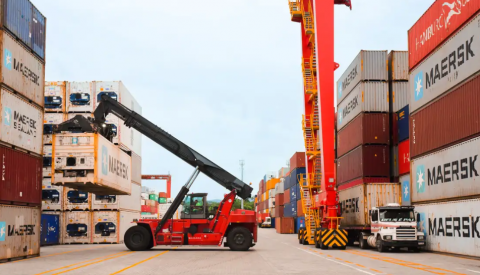 Superávit comercial do Brasil deve chegar a US$ 93 bilhões no próximo ano