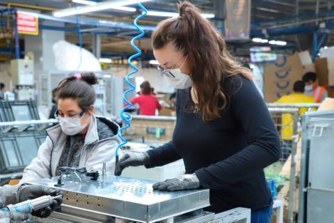 Projeção de crescimento da economia sobe para 3,5% em 2024