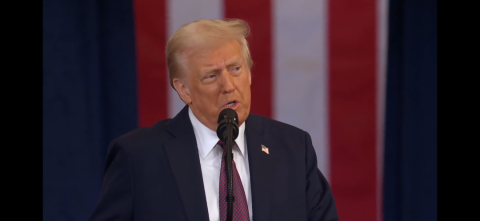 Trump anuncia retomada de produção de fontes não sustentáveis