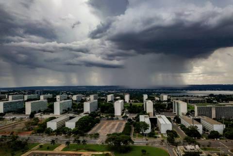 Déficit primário totaliza R$ 43 bilhões em 2024