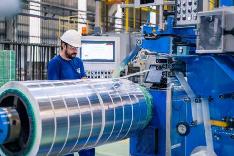 Produção industrial catarinense avança 7,7% em 2024