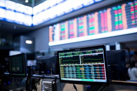 Guerra comercial estimula queda global nas bolsas
