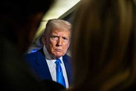 Trump ameaça China com imposição de taxa adicional de 50%