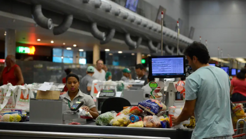 Curitiba teve o maior aumento da cesta básica no país em março