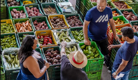 Inflação atinge 0,56% em março, pressionada por alimentos