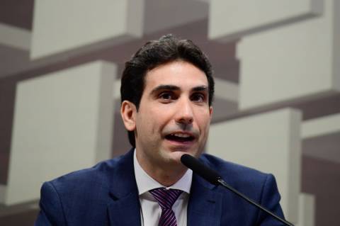 BC avalia se taxa Selic está suficiente diante da guerra de tarifas