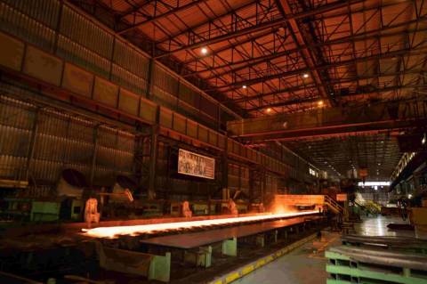 Indústria tem pior sequência de confiança em uma década