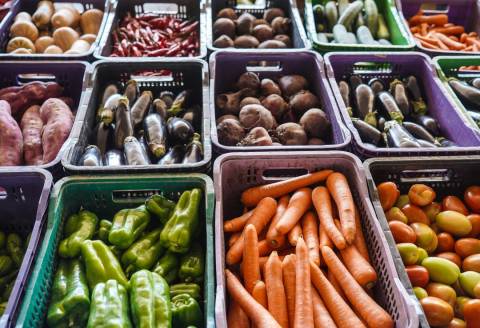 Cesta básica aumenta em Florianópolis e Porto Alegre