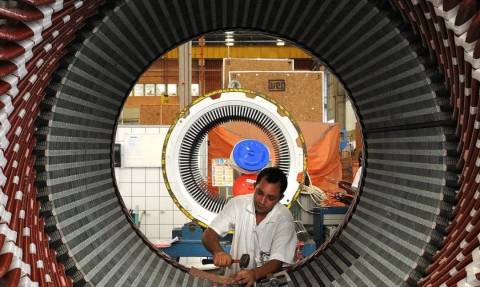 Vendas da indústria de máquinas sobem 14% no ano até julho