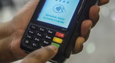 PIB registra alta de 0,4% no segundo trimestre