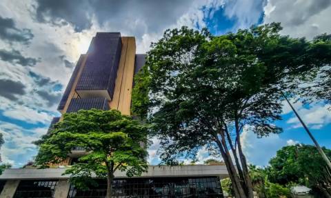 Ata do Copom indica Selic a 15% "por período bastante prolongado"