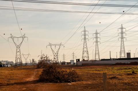 Senado aprova MP do setor elétrico