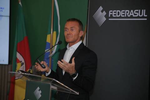 Crescimento puxado por serviços e PIB de 1,6% são apostas da Federasul para 2026