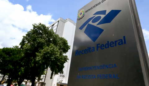 Arrecadação federal bate recorde em novembro