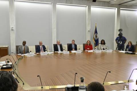 Fed mantém taxas estáveis nos Estados Unidos