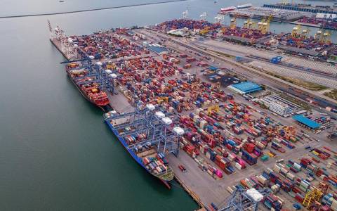 Balança comercial tem superávit recorde para meses de abril