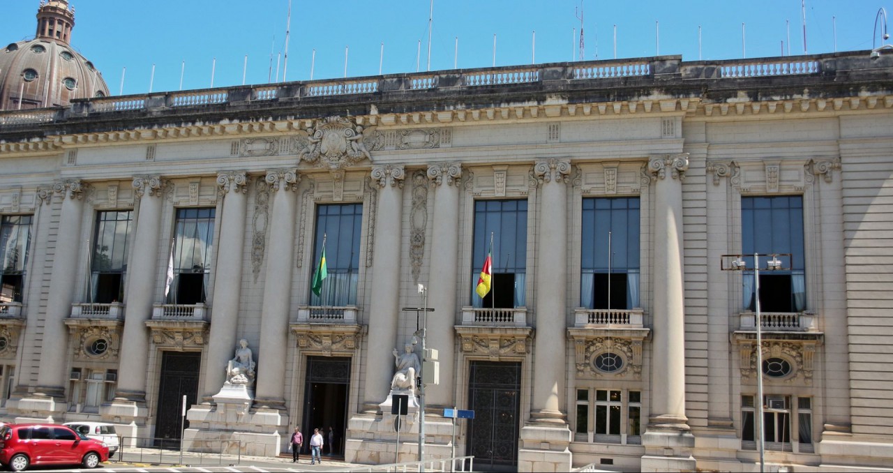 RS confirma convocação extraordinária da AL