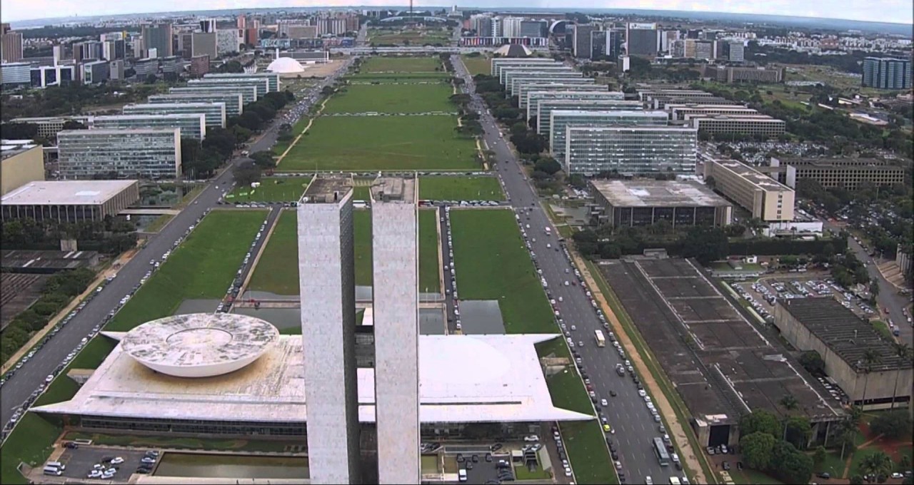 Déficit do governo quase dobra em agosto