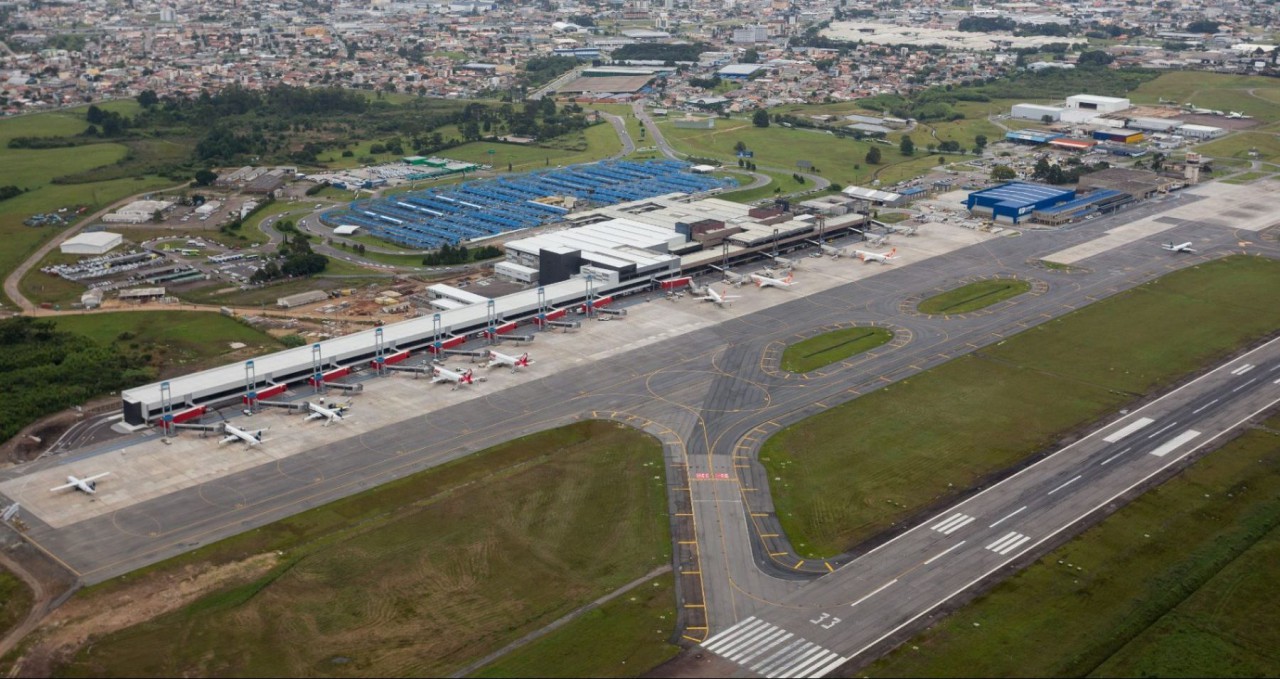 Pista do aeroporto de Curitiba terá obras de pavimentação