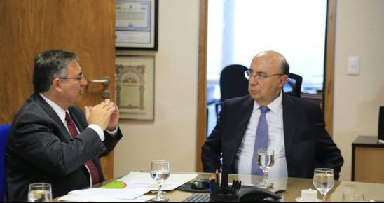 Colombo oficializa repasse de R$ 700 milhões via BNDES