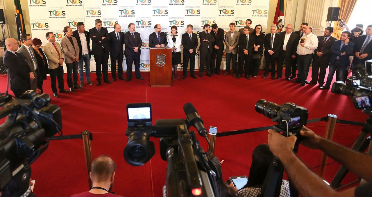 Banrisul coloca à venda até 49% de ações ordinárias