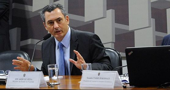 Guardia nega elevar imposto para compensar baixa do diesel