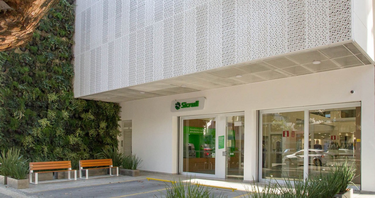 Sicredi inaugura primeira agência em Belo Horizonte