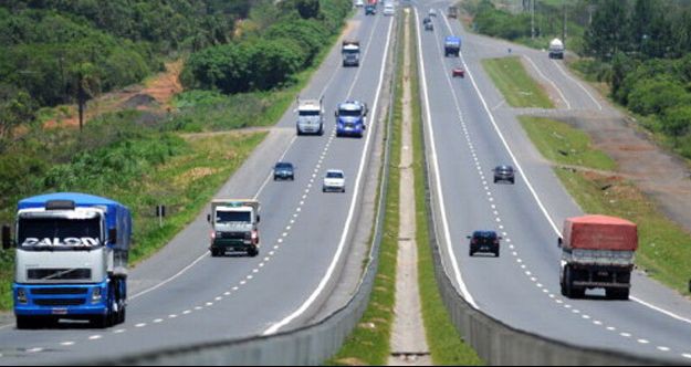 Governo confirma concessão de duas rodovias em SC