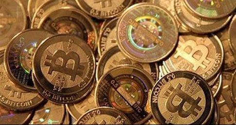 Bitcoin Summit debate o futuro das criptomoedas
