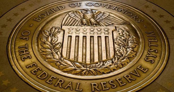 Federal Reserve deixa juros inalterados