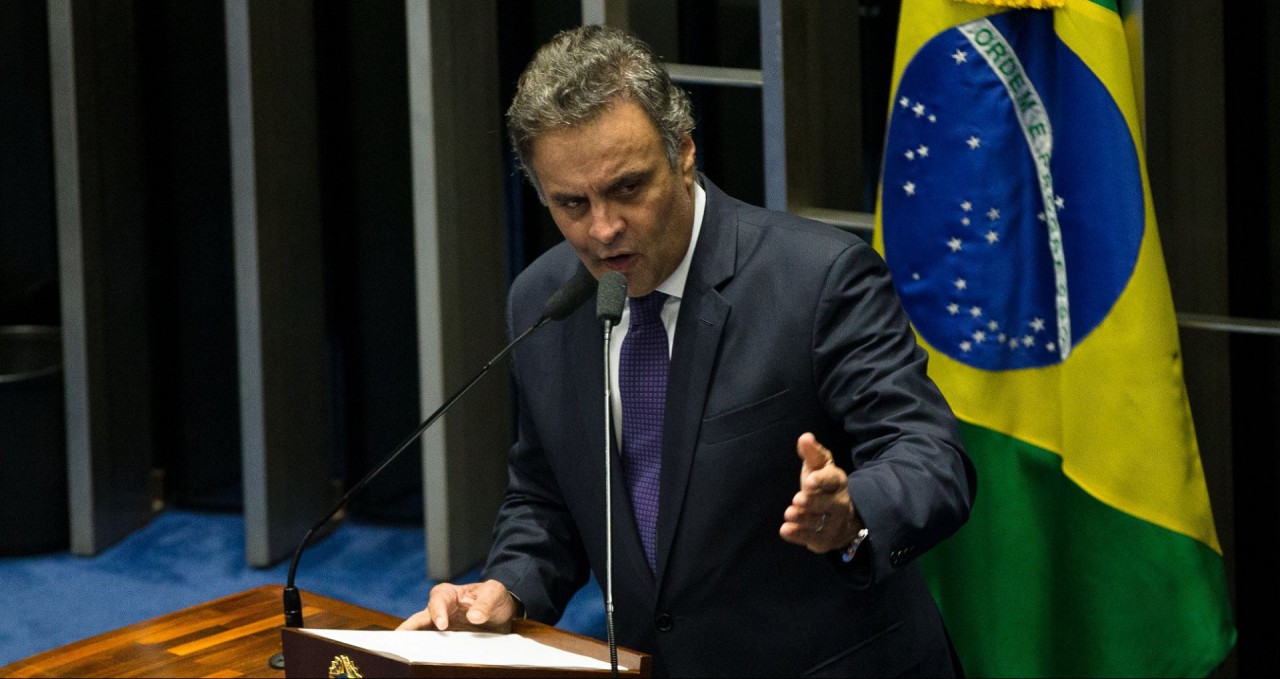 Marco Aurélio autoriza volta de Aécio ao Senado