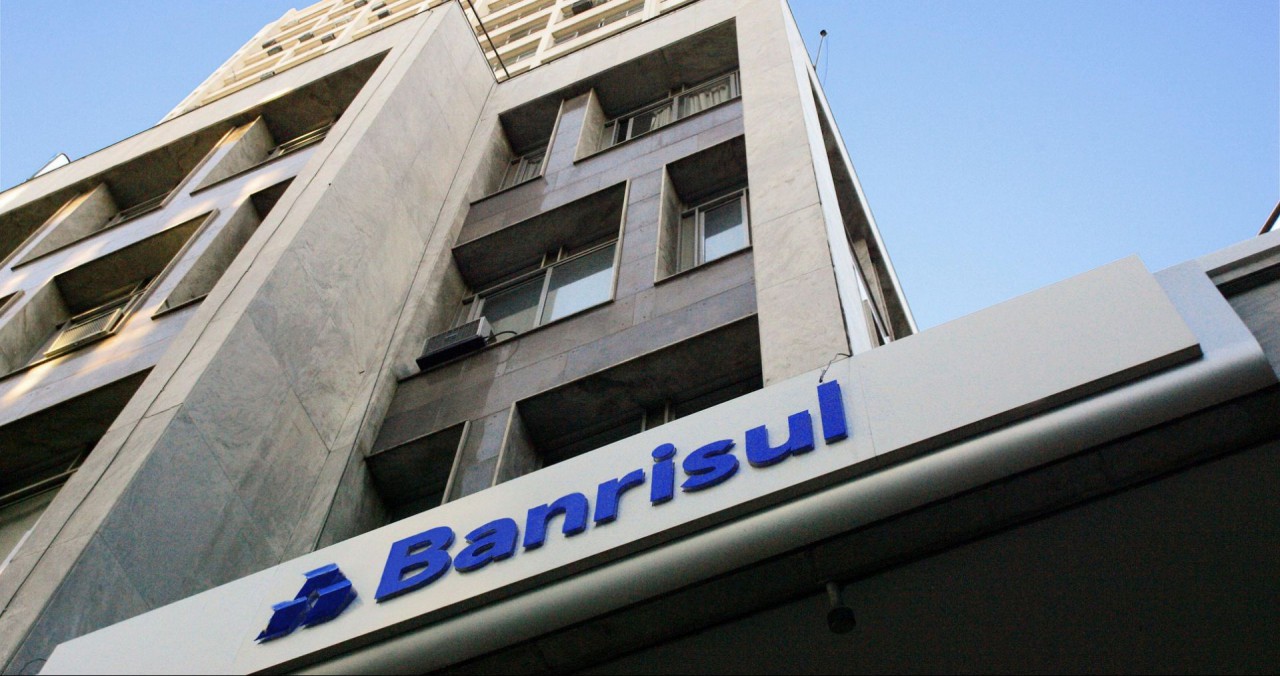 Banrisul lucra R$ 389,6 milhões no primeiro semestre