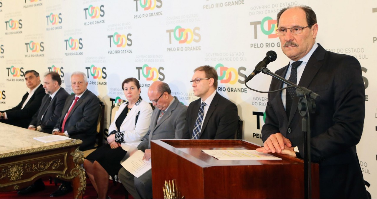 Governo decreta estado de calamidade financeira no RS