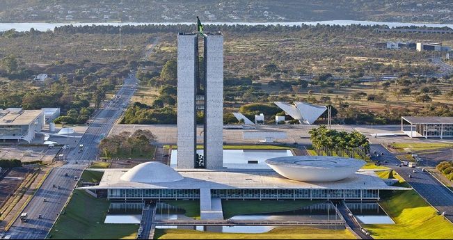 Governo registra primeiro superávit primário em 6 meses