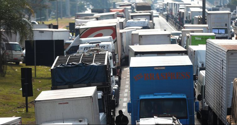 ANTT afirma que pode ajustar tabela de fretes rodoviários